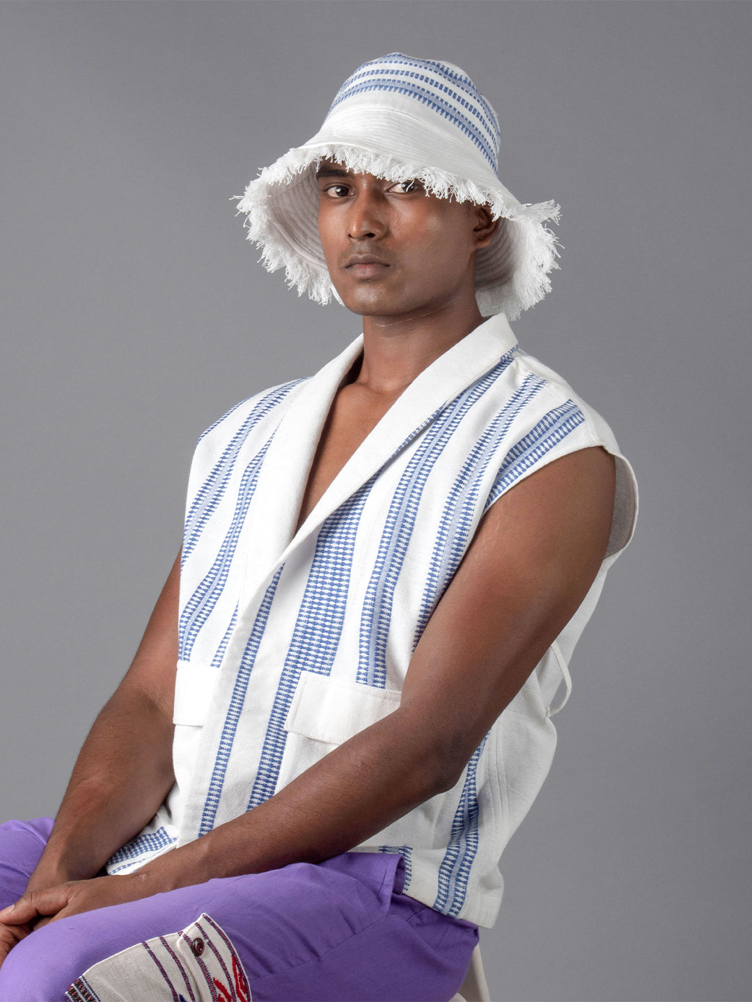 Blue bucket cap